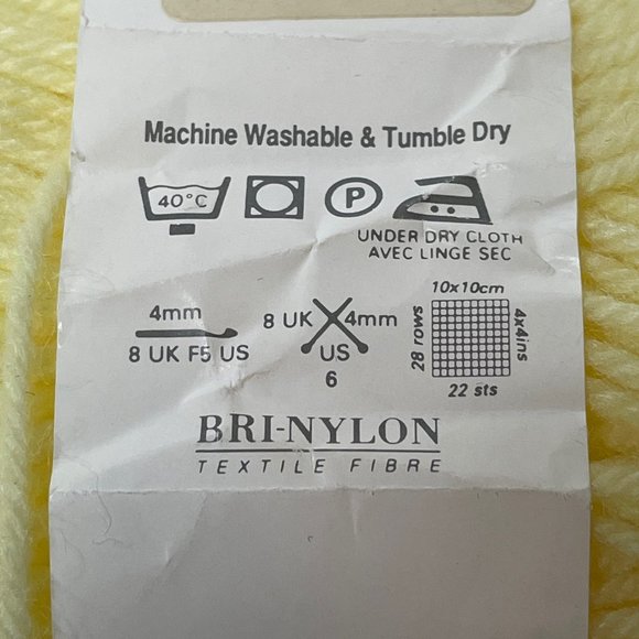 Sirdar Snuggly Double Knitting Yarn Skein Yellow Pastel 191 Yds Lot 403 - Picture 4 of 5